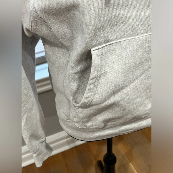 Gray champion hoodie - Picture 3 of 7
